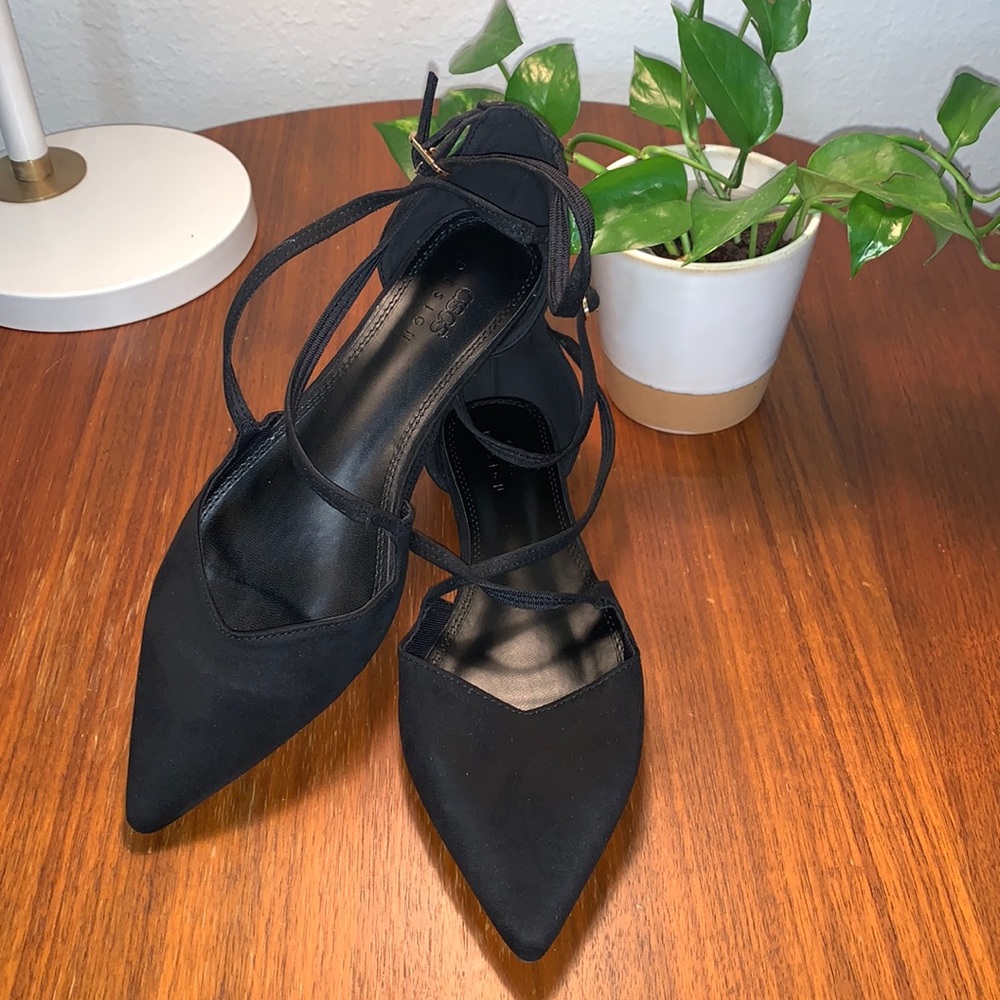 ASOS Design Black Flats - Women 9
